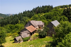 corps de ferme à la vente -   12350  PREVINQUIERES, surface 159 m2 vente corps de ferme - UBI477256559